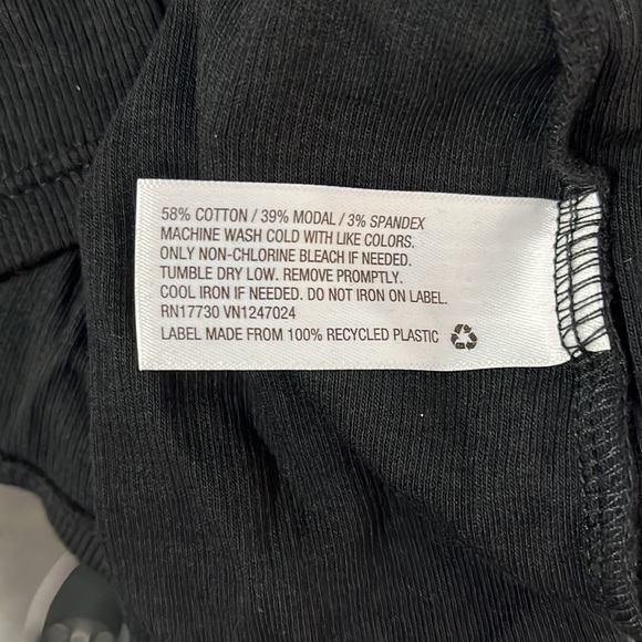 A new day women’s top. 1568 - Picture 5 of 7